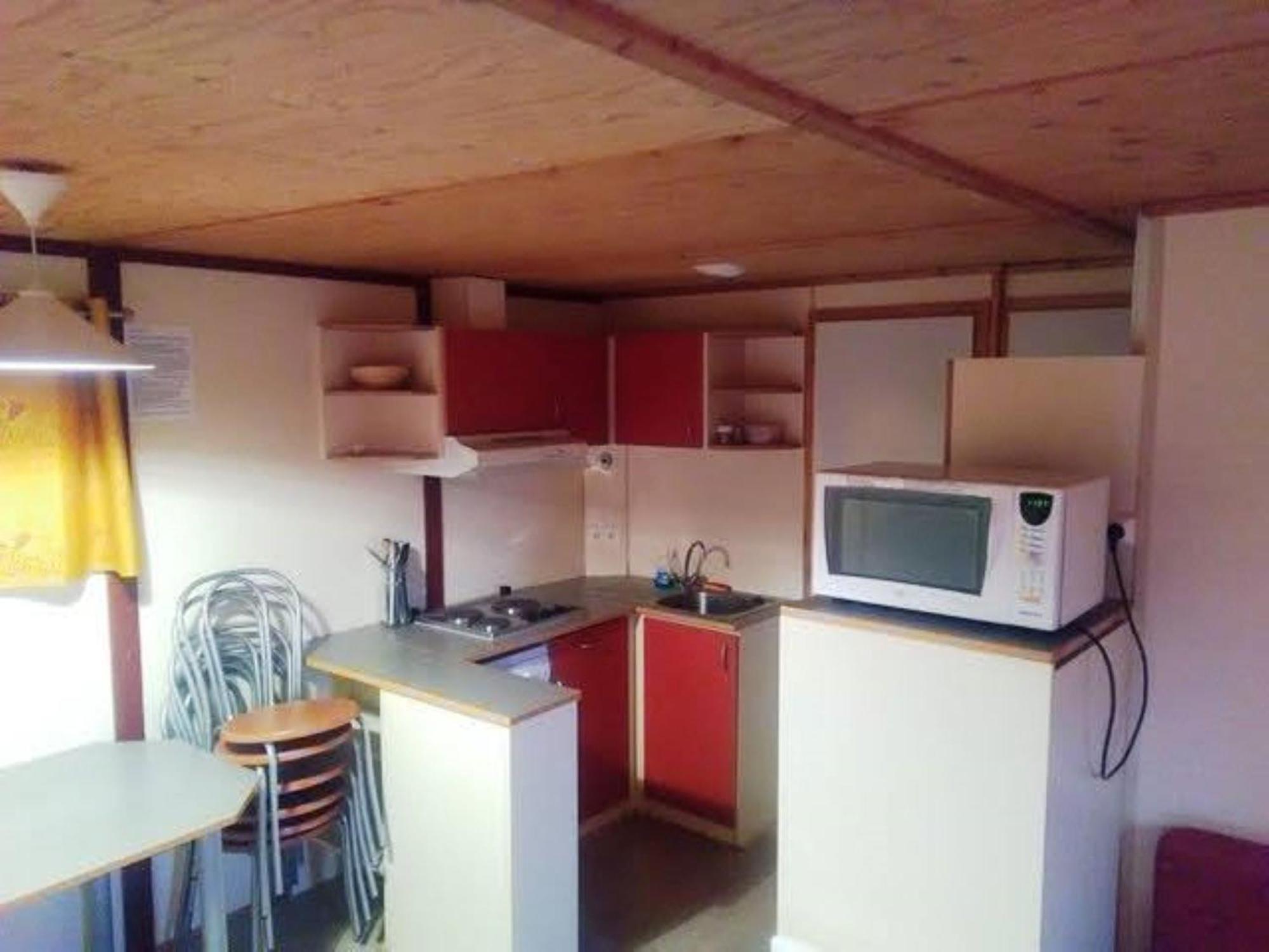 La Fregiere Chalets Clairvaux-d'Aveyron Экстерьер фото